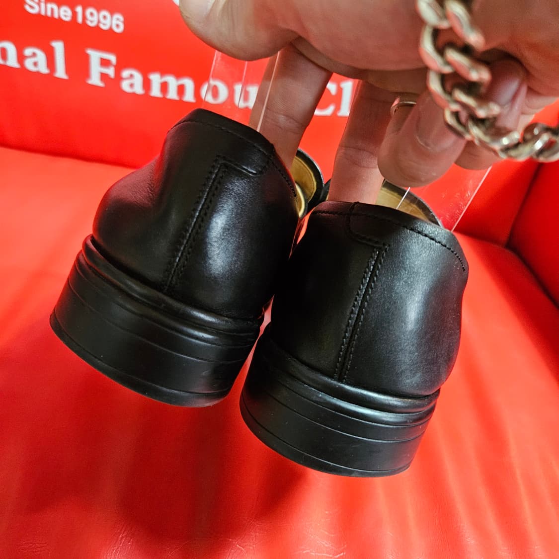 발리(BALLY) 시그니쳐 B 스틸 로고 페니로퍼 US7 EEE size 상품이미지5