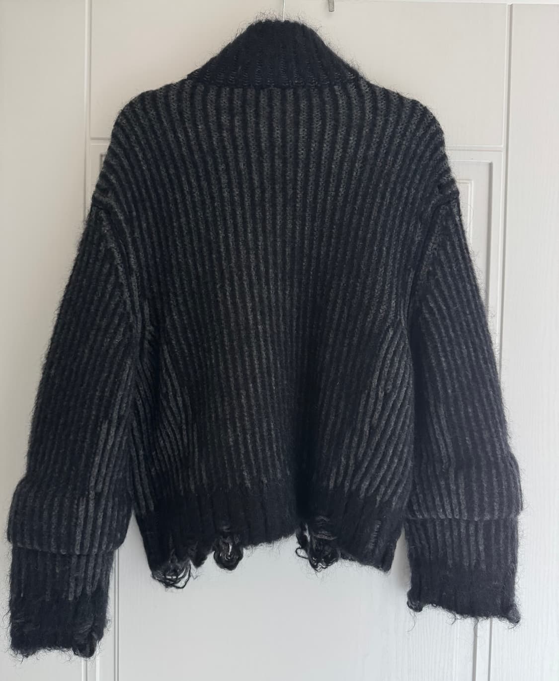 Juun j 데미지 니트집업 상품이미지7