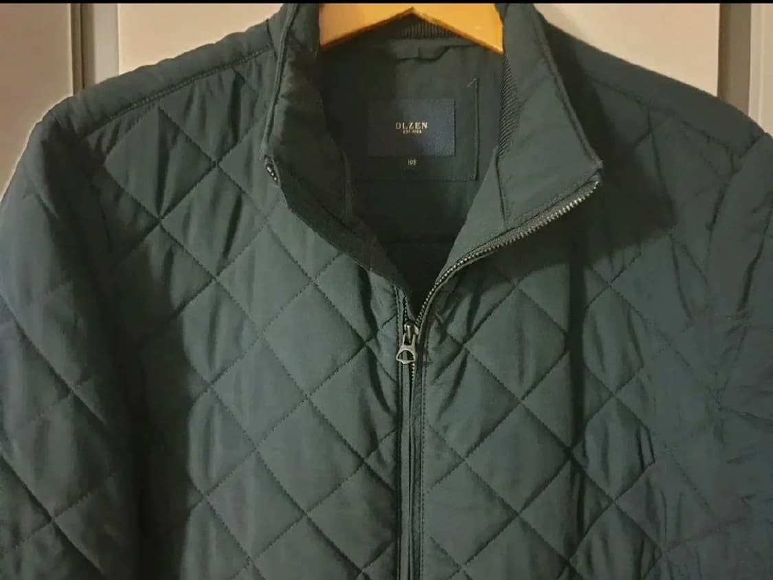 올젠 남자 경량패딩 입니다. 싸이즈는 105 상품이미지3