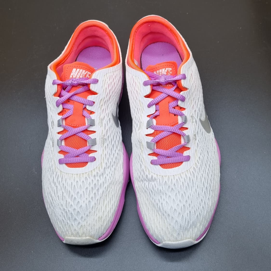 나이키 줌 핏 트레이닝 여성운동화235  상품이미지2