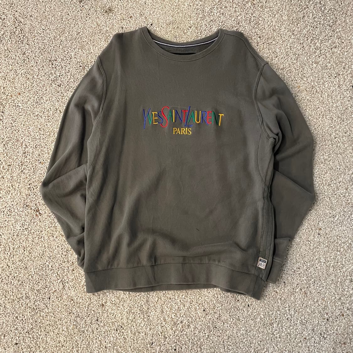 입생로랑 맨투맨 ⭐️972 상품이미지1