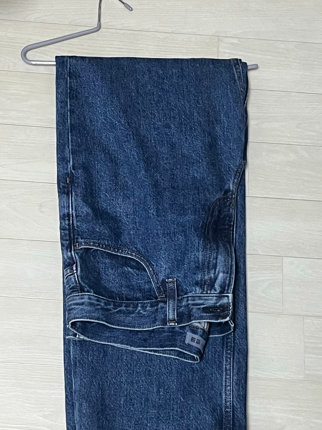 유니클로 jw Anderson 스트레이트 진 상품이미지1