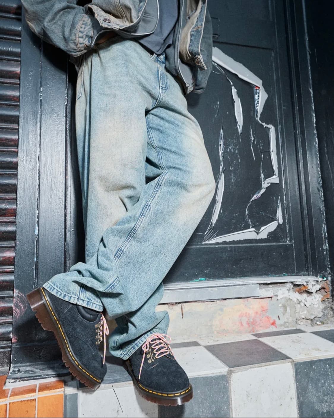 닥터마틴 8053 스웨이드 240mm 상품이미지3