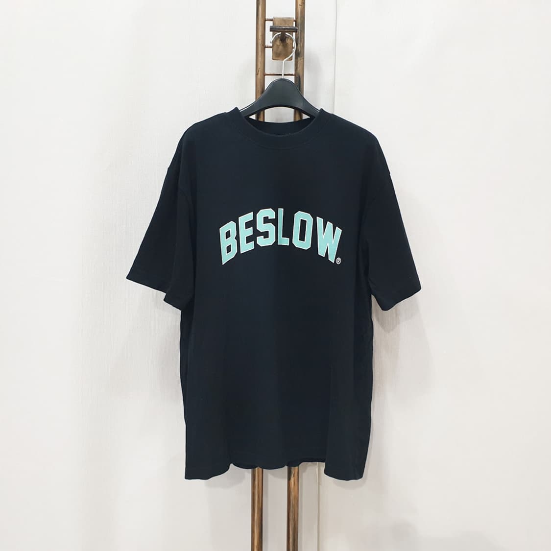 비슬로우 반팔 티셔츠 S 상품이미지1