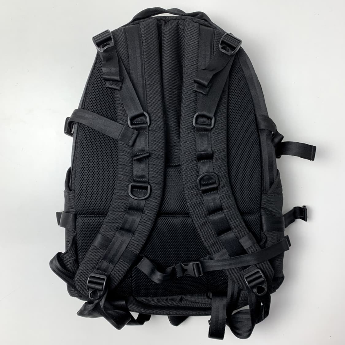 [정품/OS] 뉴에라 캐리어 블랙 남여공용 백팩
 상품이미지3