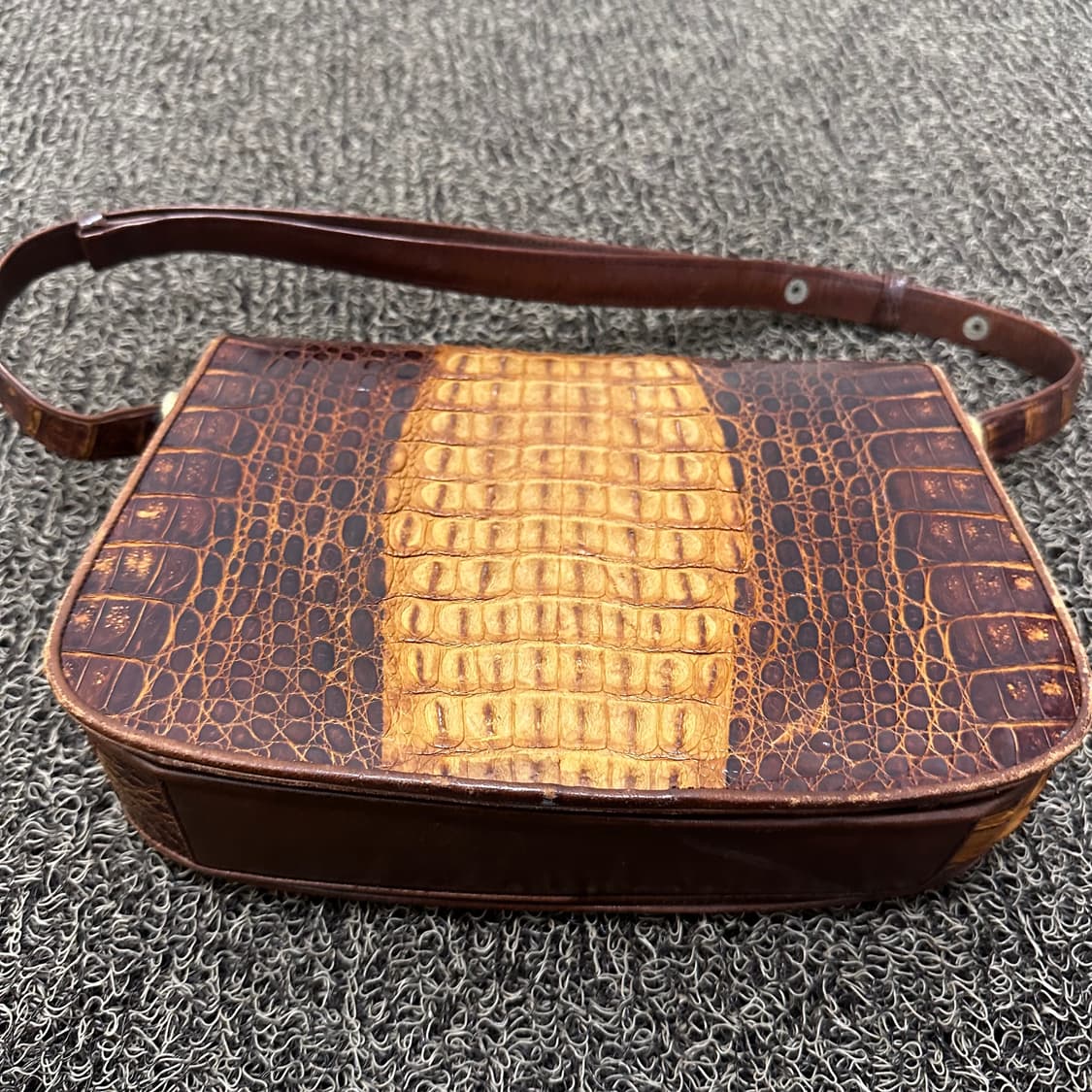 에스콰이아 악어 가죽 가방 브라운 여성 숄더백 상품이미지7