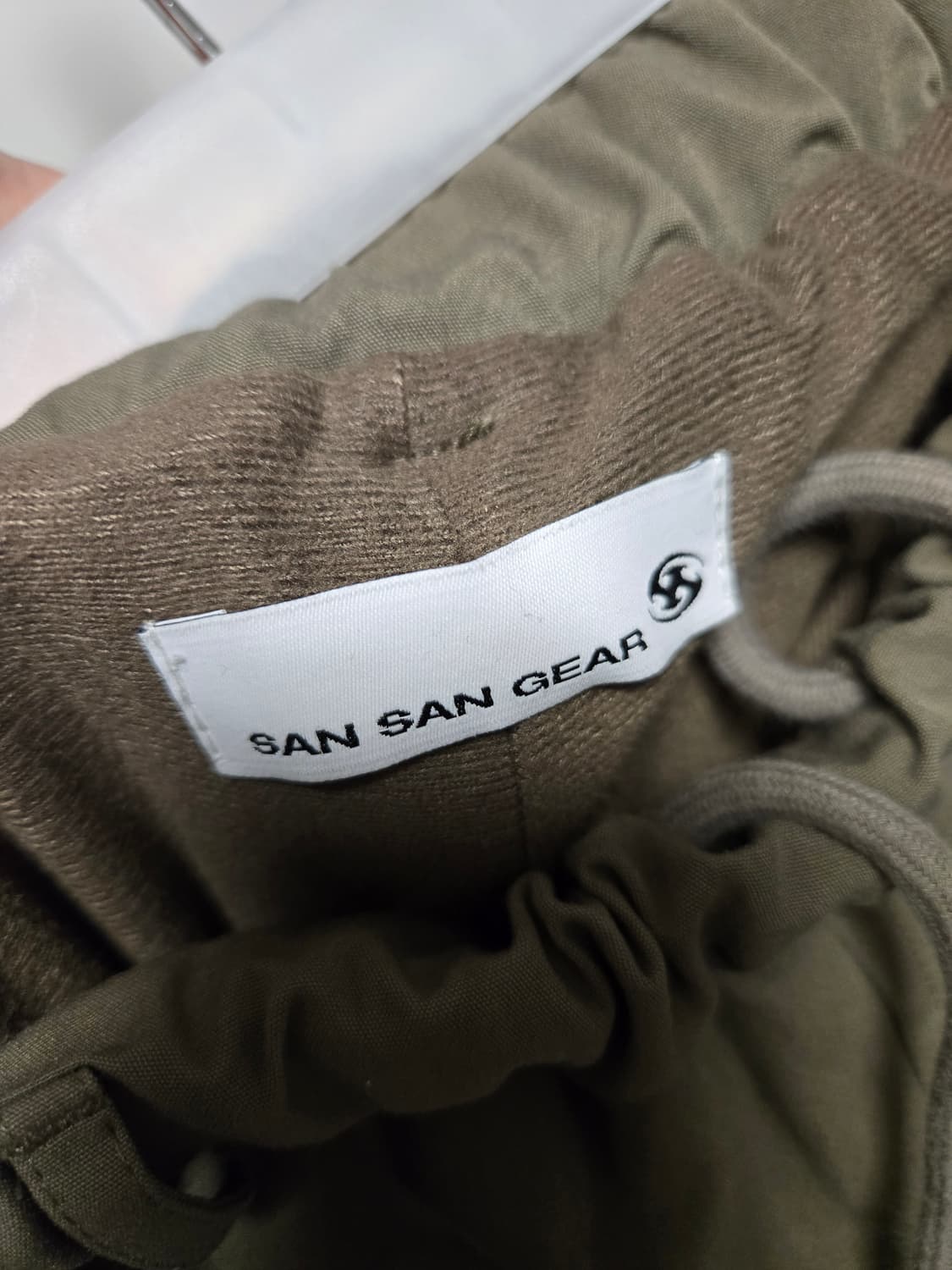 [2] 22FW 산산기어 웨이브 팬츠 머드 카키 상품이미지4