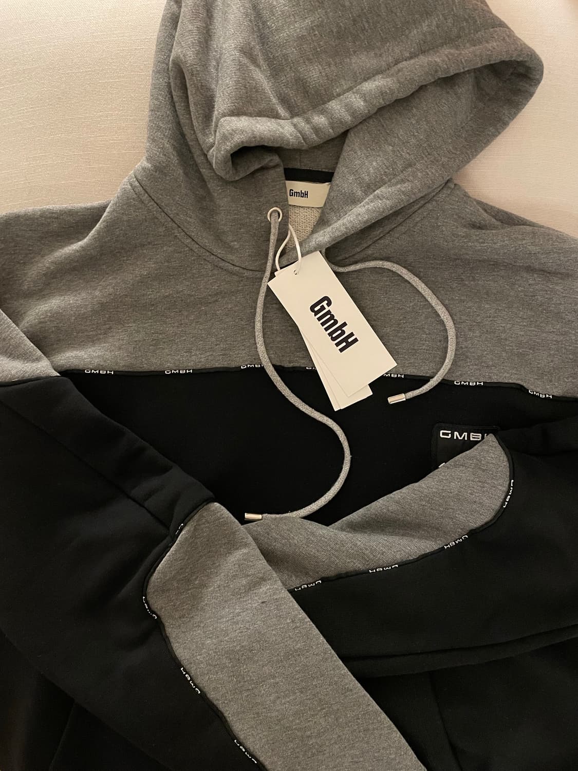 Gmbh 타마르 콘트라스트 패널 후디 상품이미지2