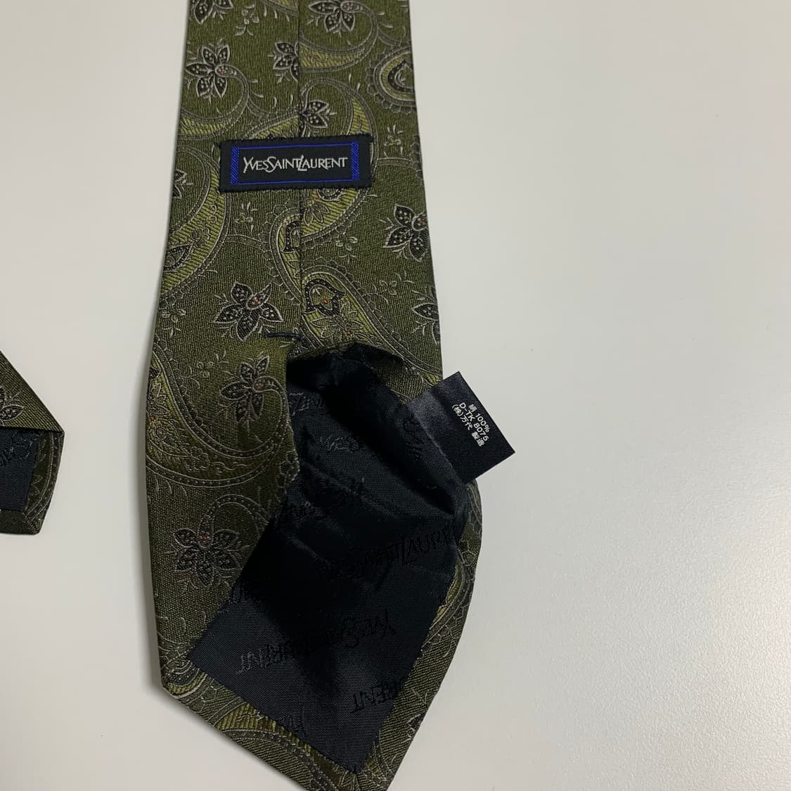 입생로랑(YSL) 페이즐리 명품클래식넥타이 최상급 A+등급 8.3cm 상품이미지7