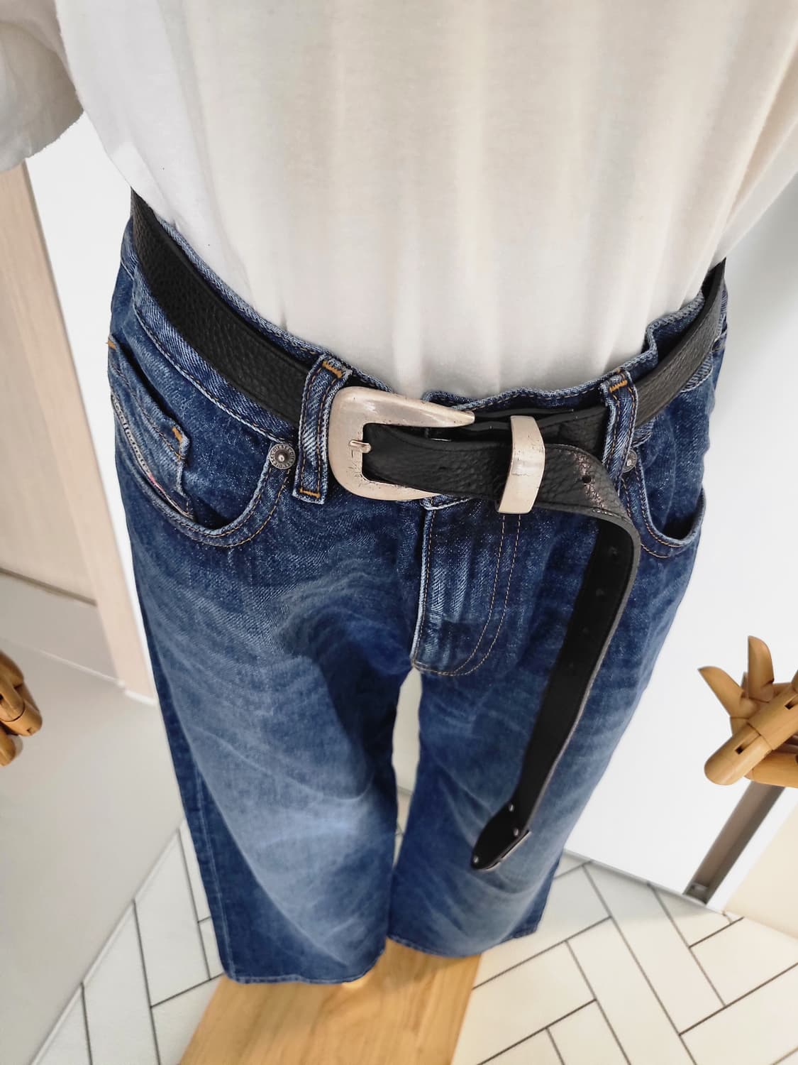 디젤 데님 팬츠 일자세미진 핏대박 상품이미지8