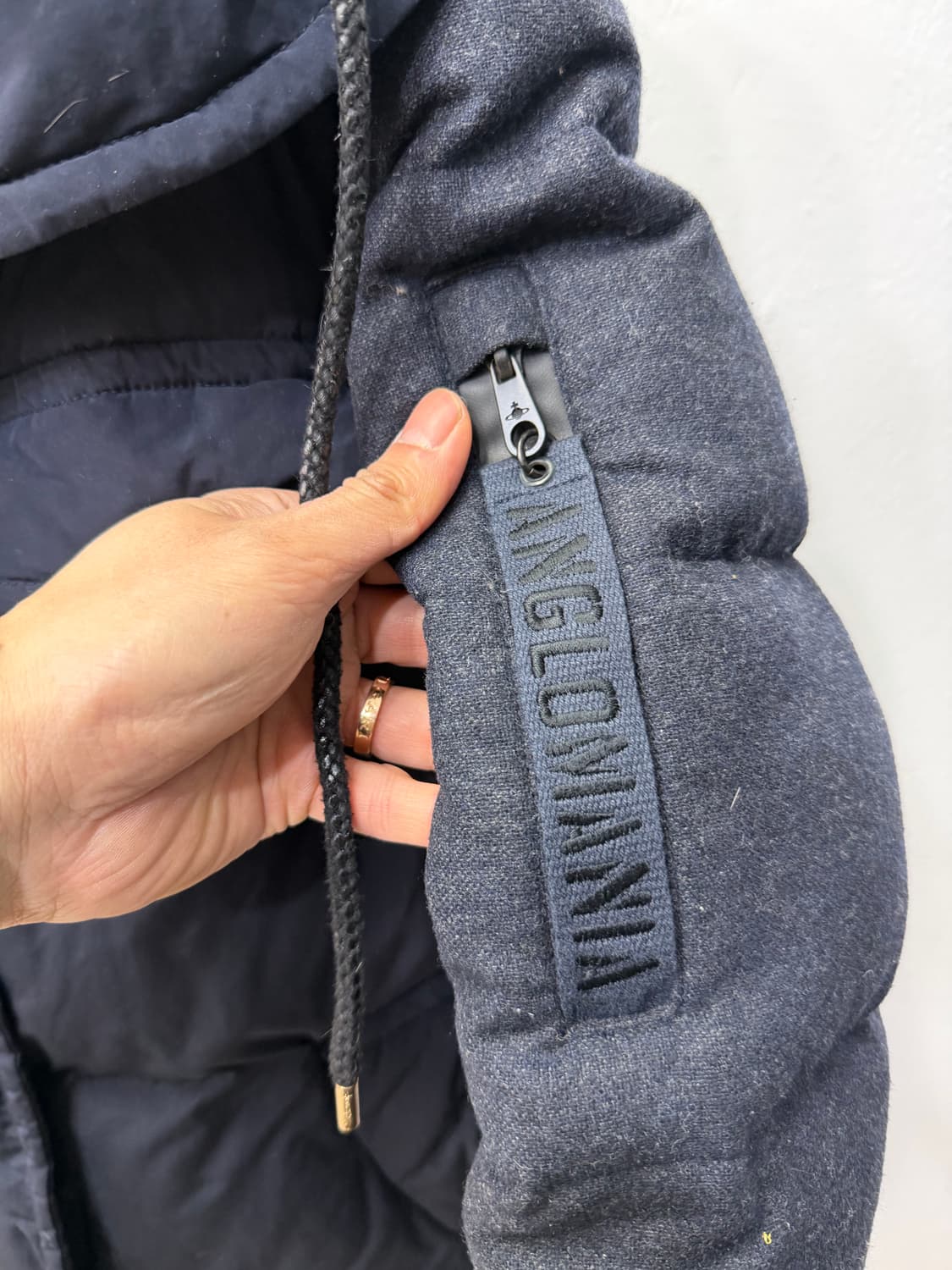 정품) 비비안웨스트우드 여성 이중 구스패딩 38 상품이미지3