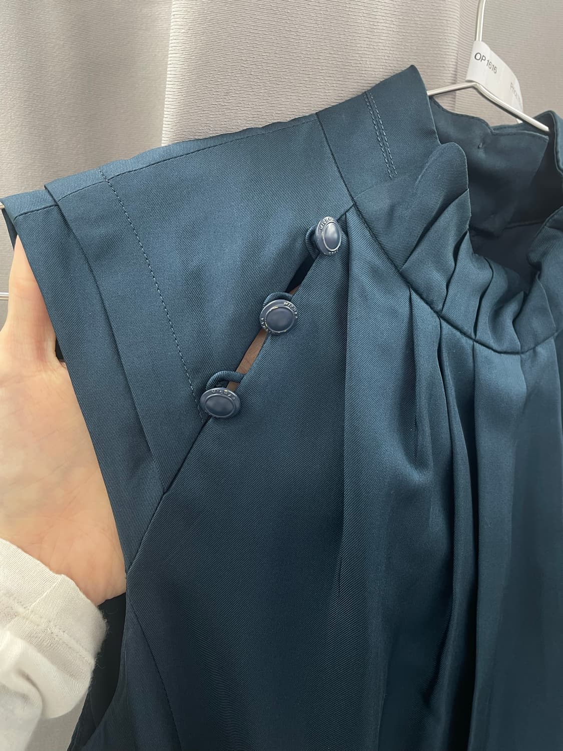 차이나넥 미디 실크 원피스  상품이미지2