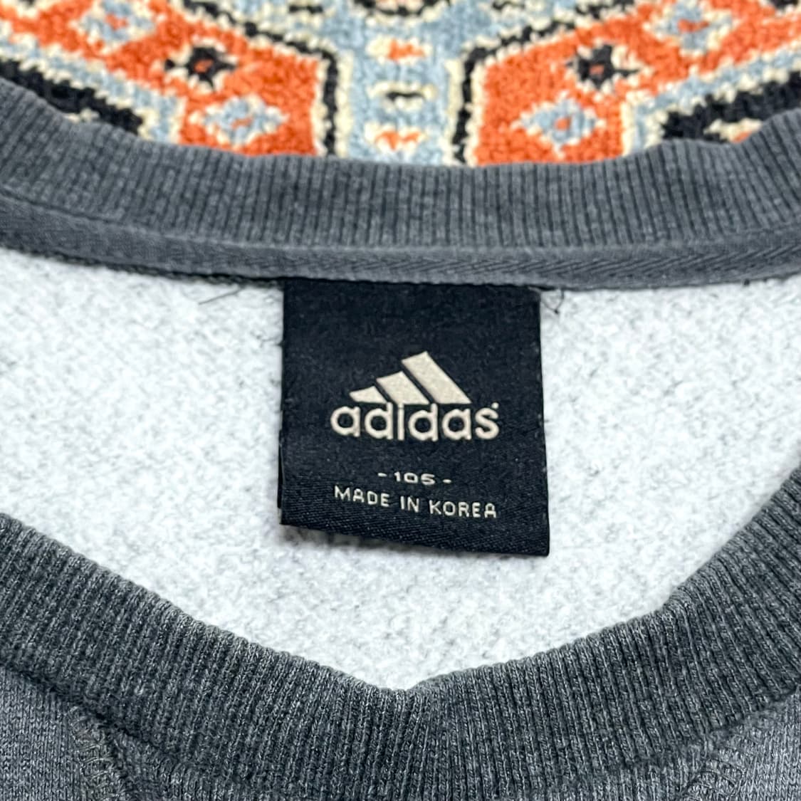 아디다스 삼각로고 차콜 기모 맨투맨 티셔츠 남성105 상품이미지3