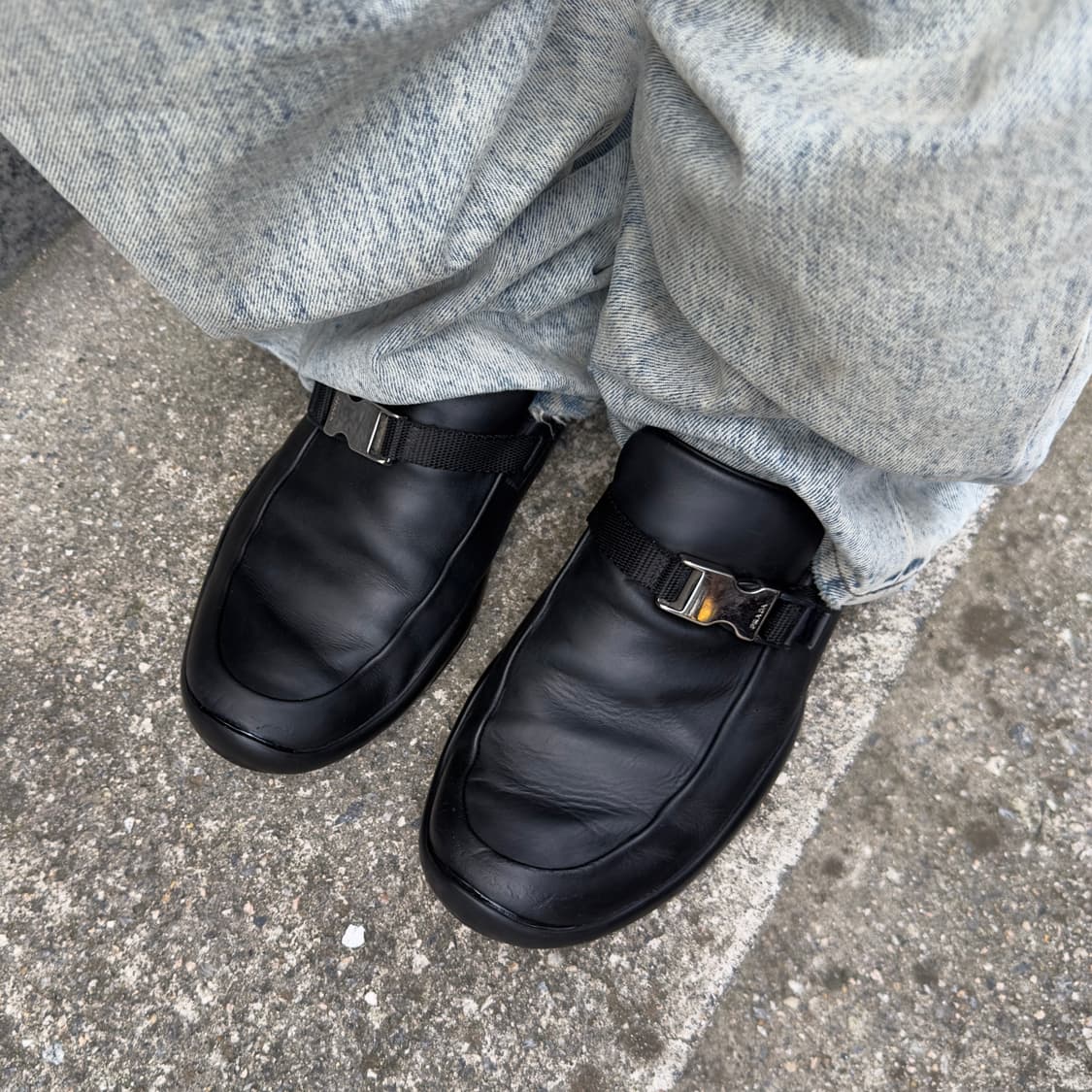 00s 레어 블랙 프라다 스포츠 버클 로퍼 상품이미지10