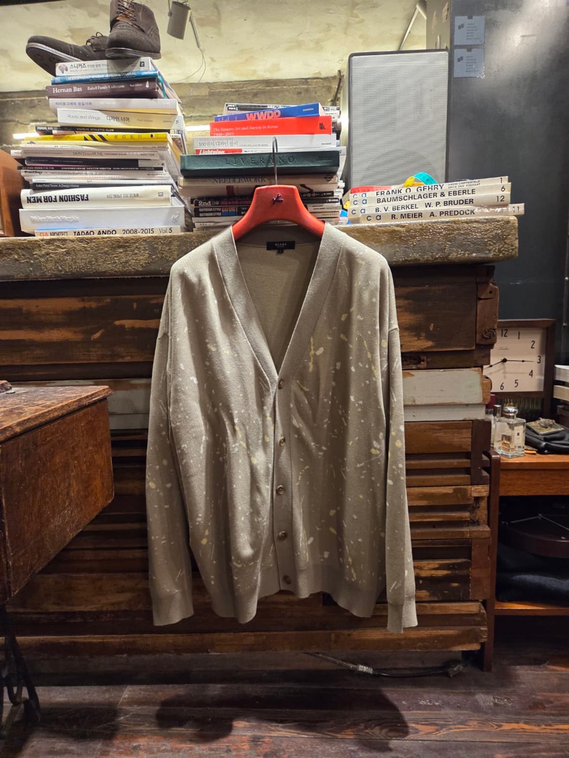 빔스 페인팅 가디건 상품이미지9