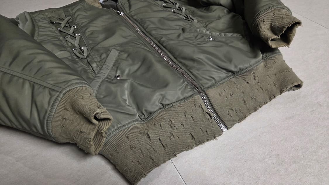 이로 (IRO) 아틸라 레이스업 봄버 항공 점퍼  상품이미지6