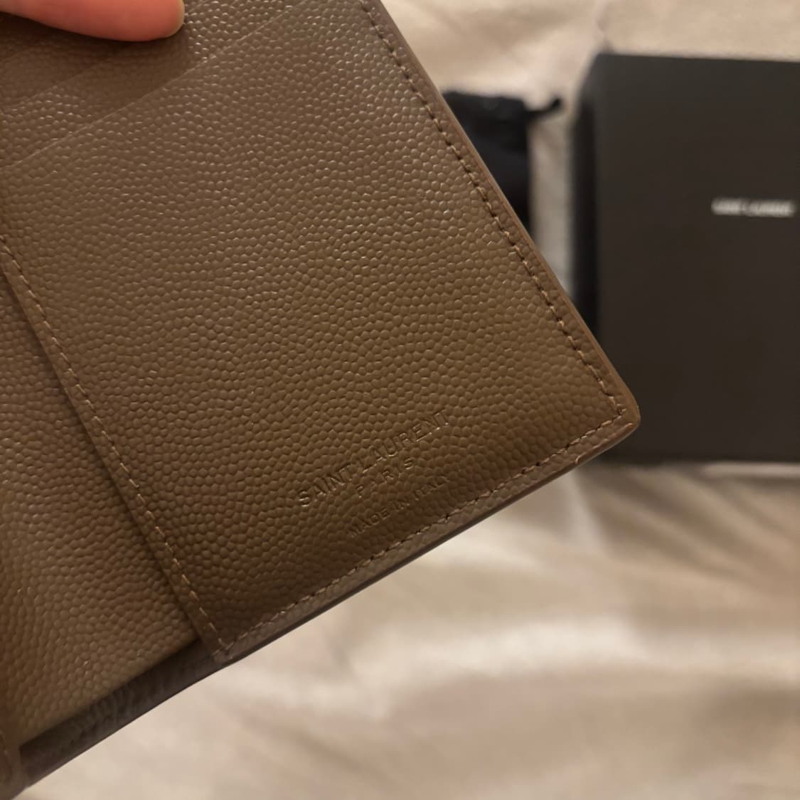 생로랑 남성지갑 상품이미지5