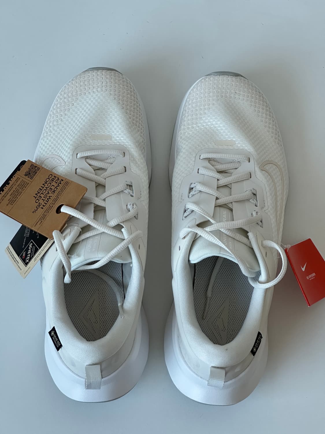 [새상품]나이키 주니퍼 트레일2 고어텍스 베이지 써밋화이트 270 상품이미지2