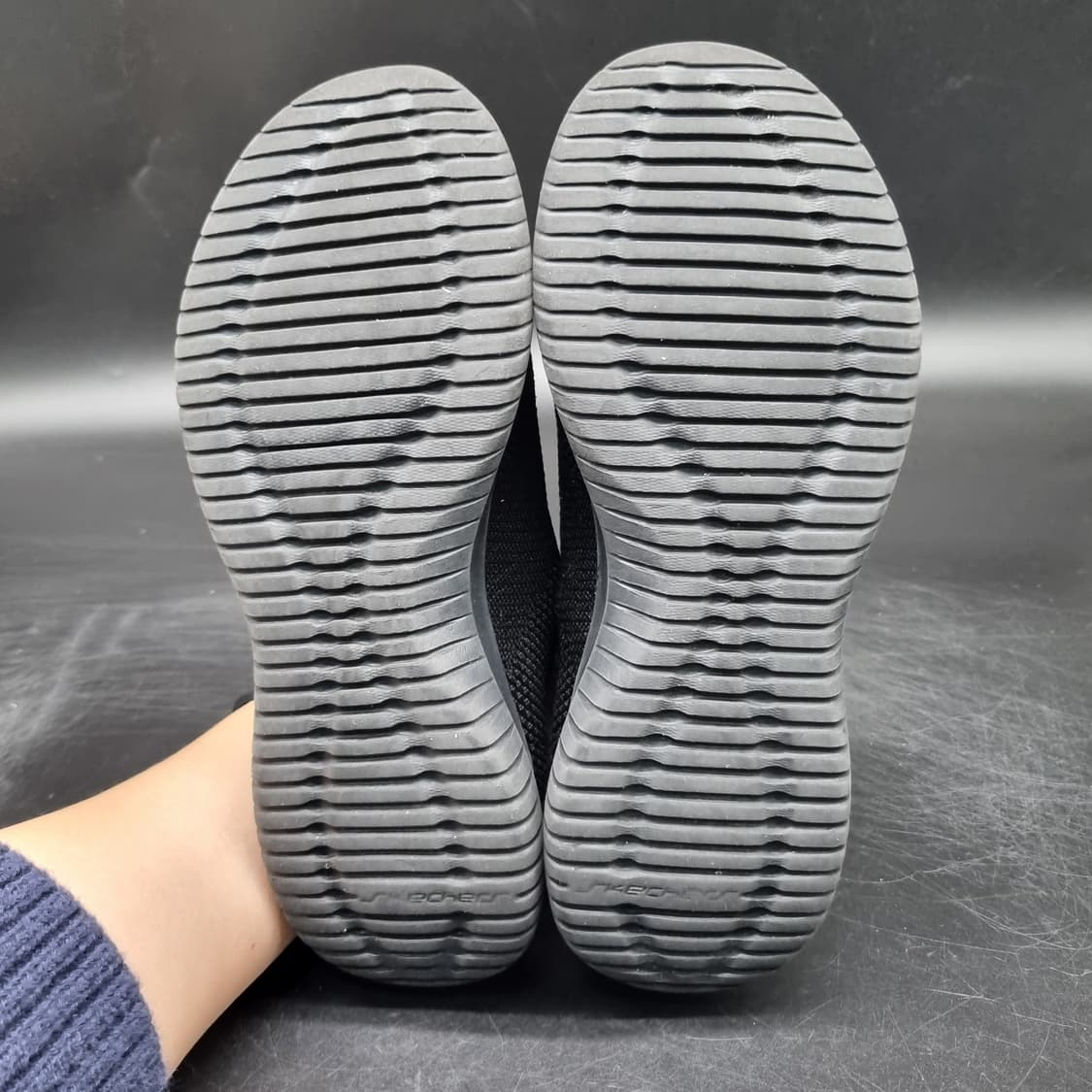 스케쳐스 울트라 플렉스 여성슬립온 230 상품이미지3