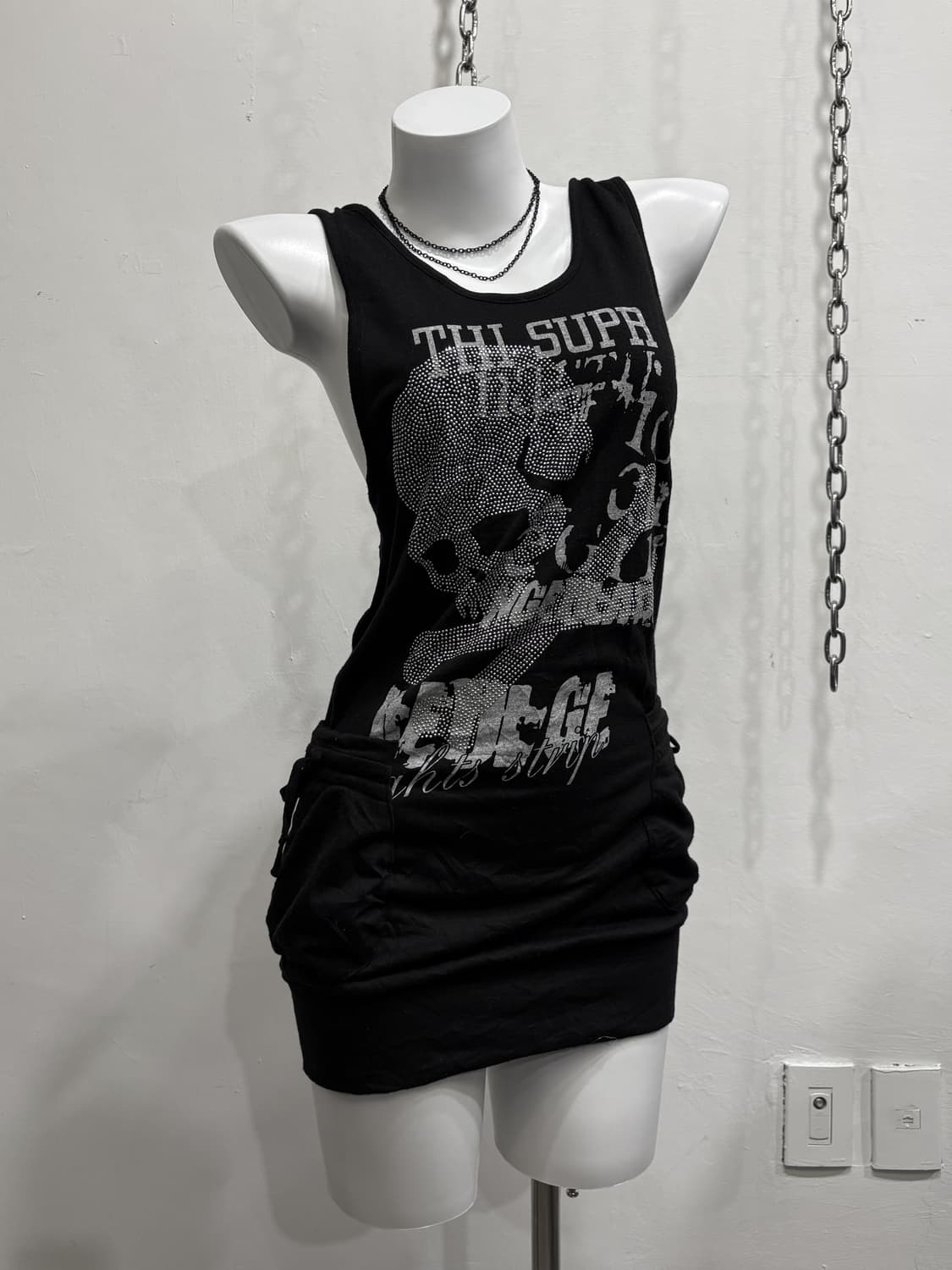 mkr 해골 스터드 레터링 포켓 블랙 후드 나시 원피스 펑크 상품이미지1