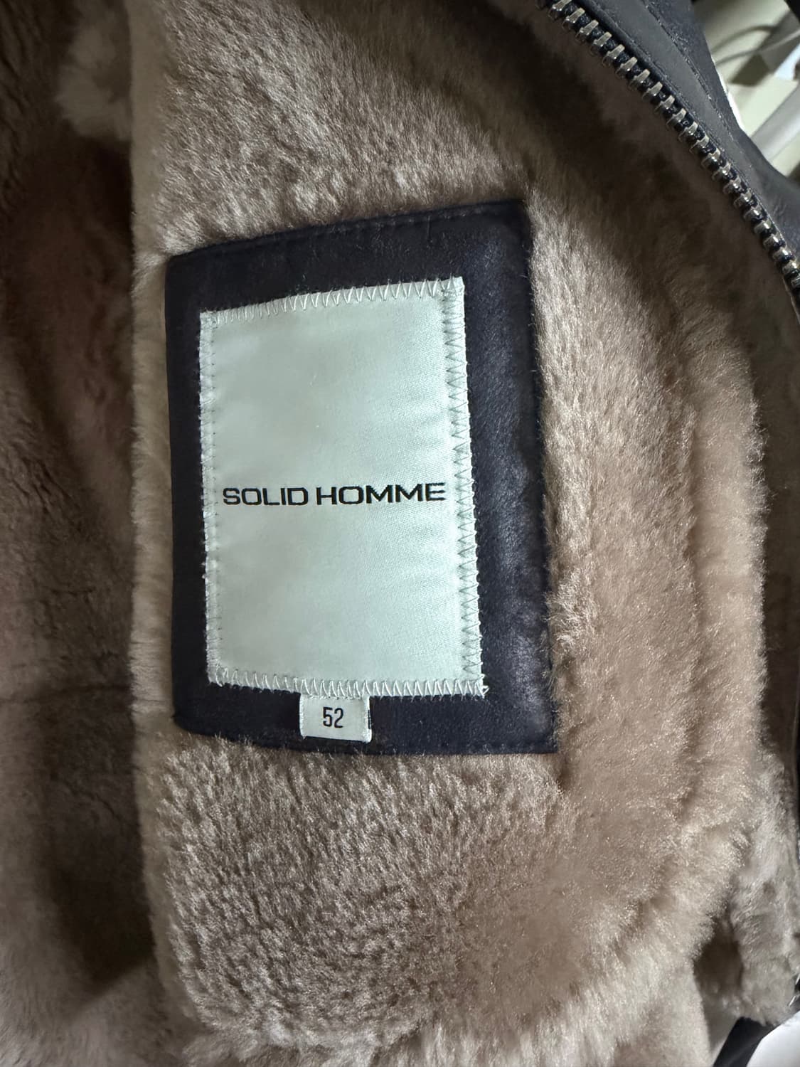 솔리드 옴므 무스탕 52 상태 최상 상품이미지9