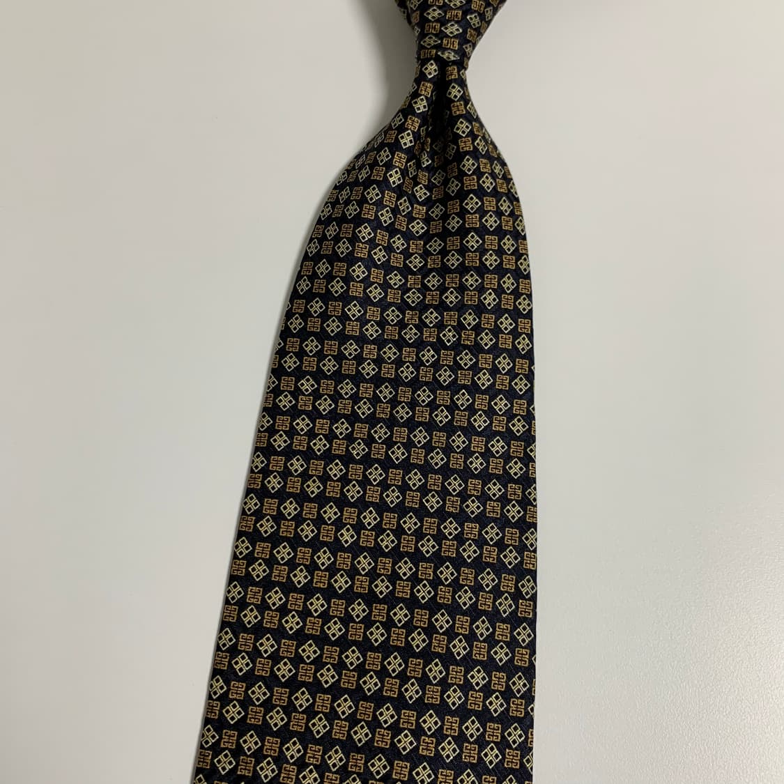 지방시(GIVENCHY) 모노그램 명품넥타이 A+등급 신형라벨 최상급 상품이미지9