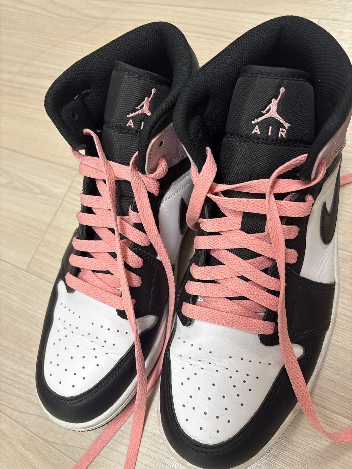 나이키 조던 1 미드  상품이미지4