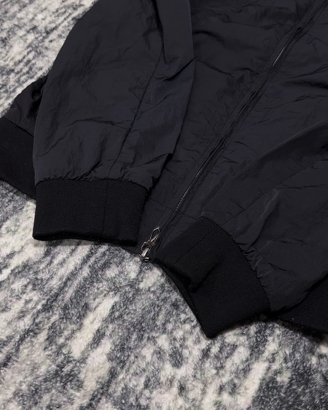 {Gostar De Fuga} Cut-out bomber jacket   상품이미지8
