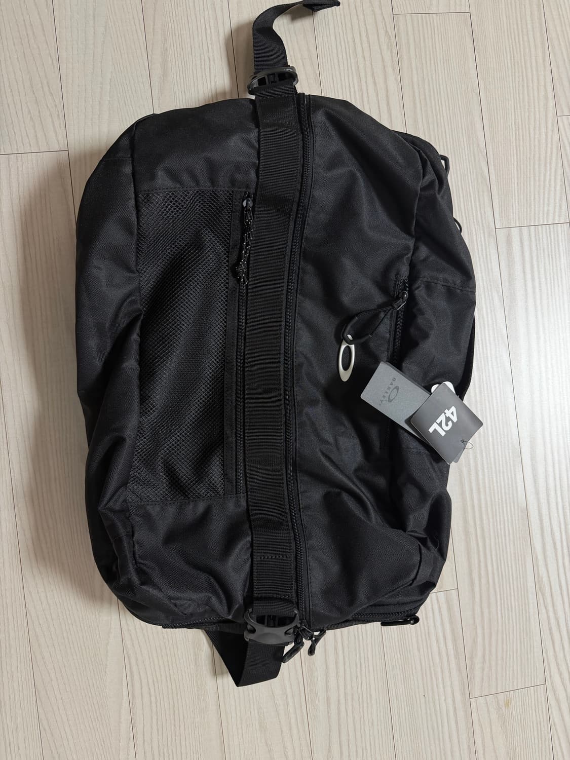 오클리 3 way 42L 백 상품이미지1