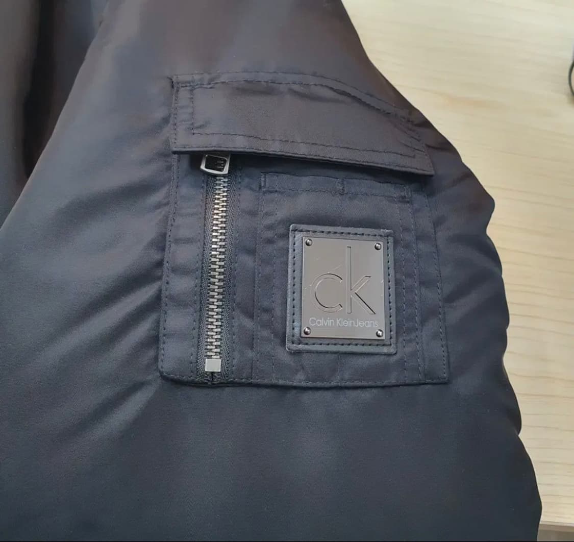 캘빈 클라인 봄버 자켓 상품이미지2