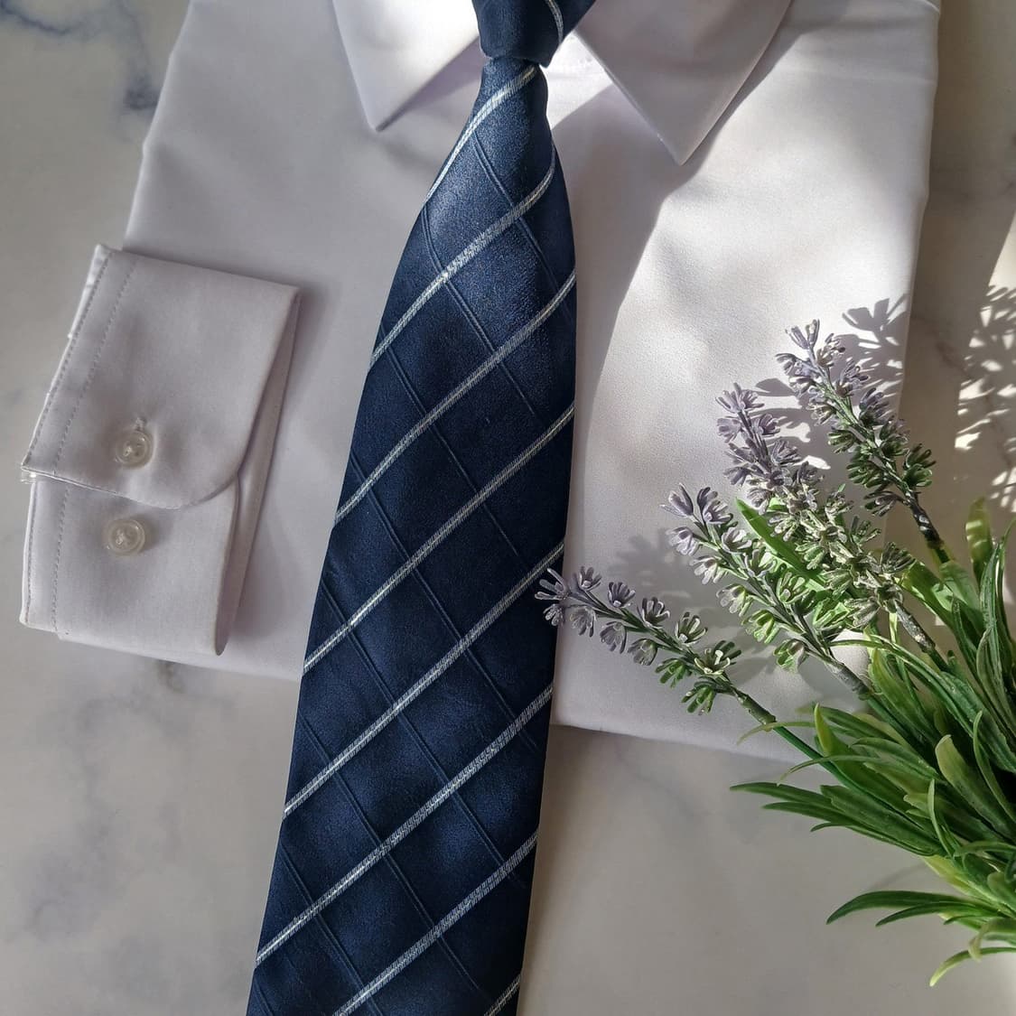 아쿠아스큐텀 실크 네이비 체크 넥타이 9cm A+등급 A19681 상품이미지9