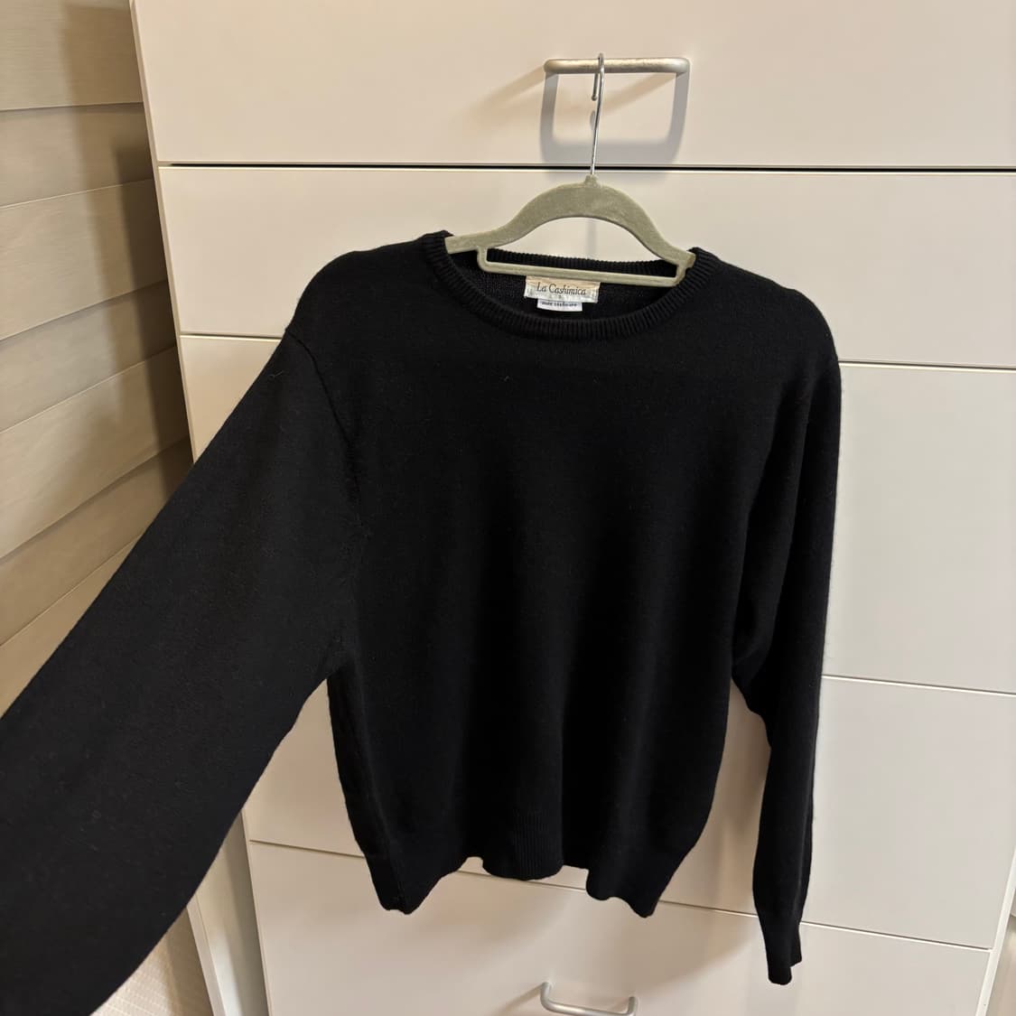 일본제 블랙 라운드 캐시미어 100% 긴팔 니트 상품이미지3