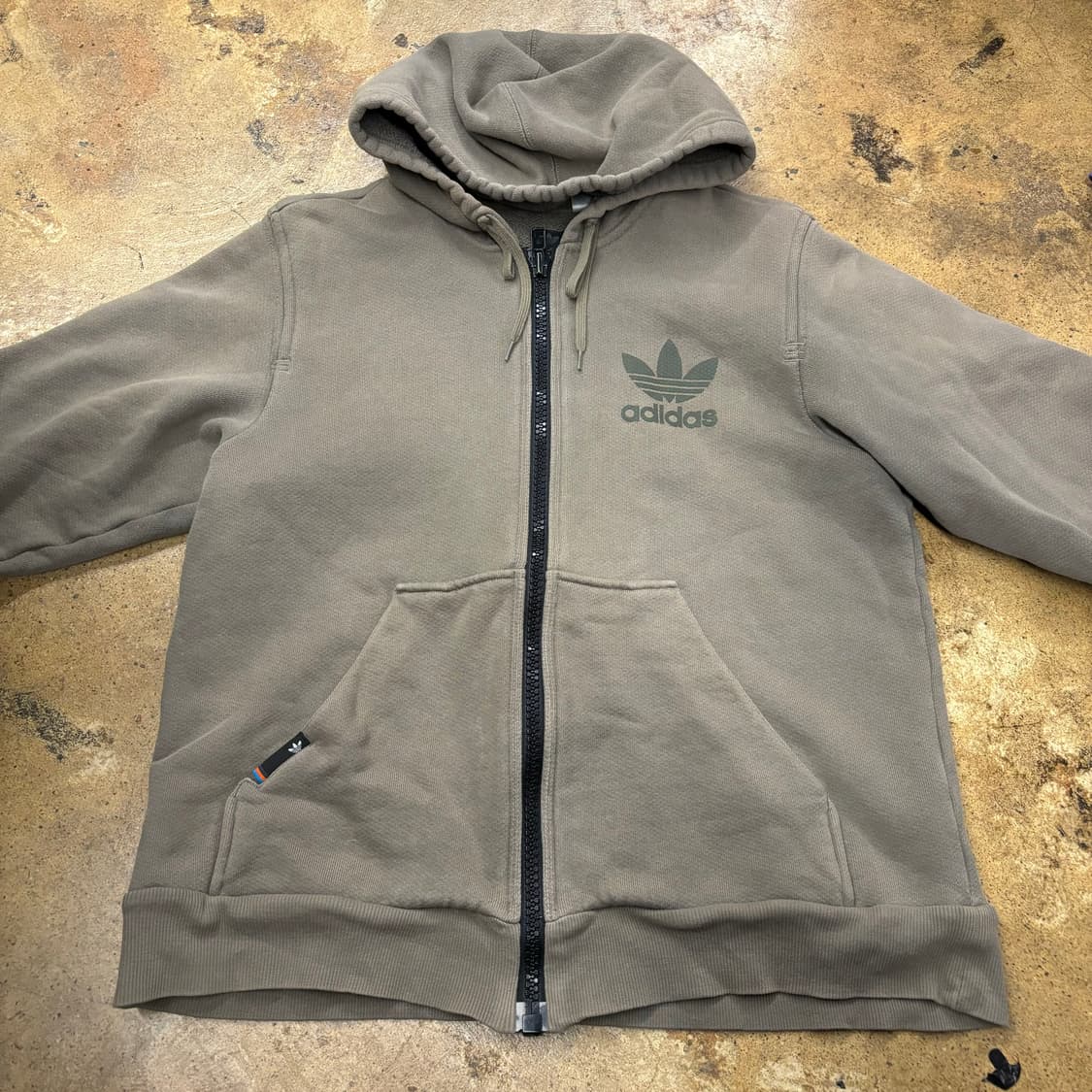 아디다스 카키 브라운 파이어버드 후드집업 상품이미지3