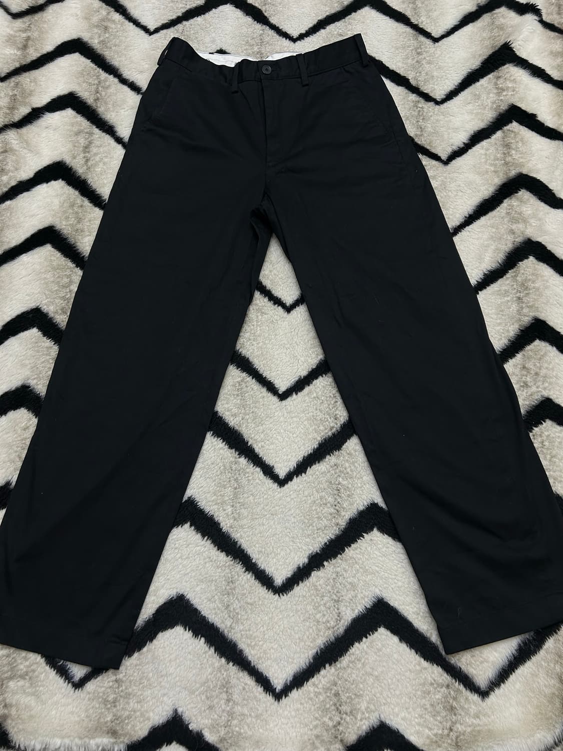 [28]유니클로xJw앤더슨 와이드핏 치노팬츠/블랙 상품이미지3