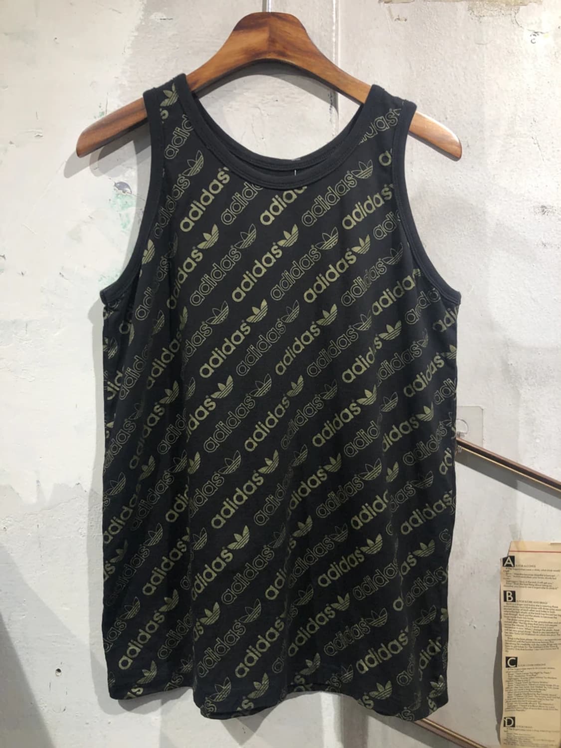 Adidas logo print black gold sleeveless  상품이미지1