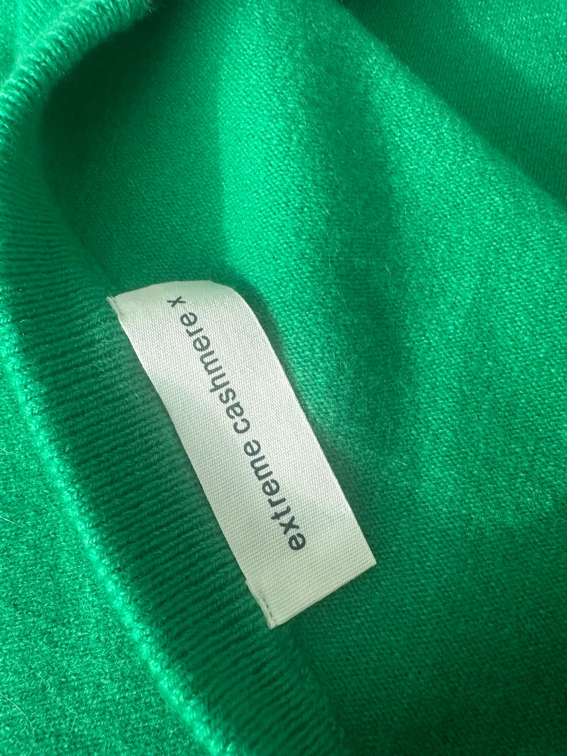 익스트림 캐시미어 원숄더 탑 상품이미지6