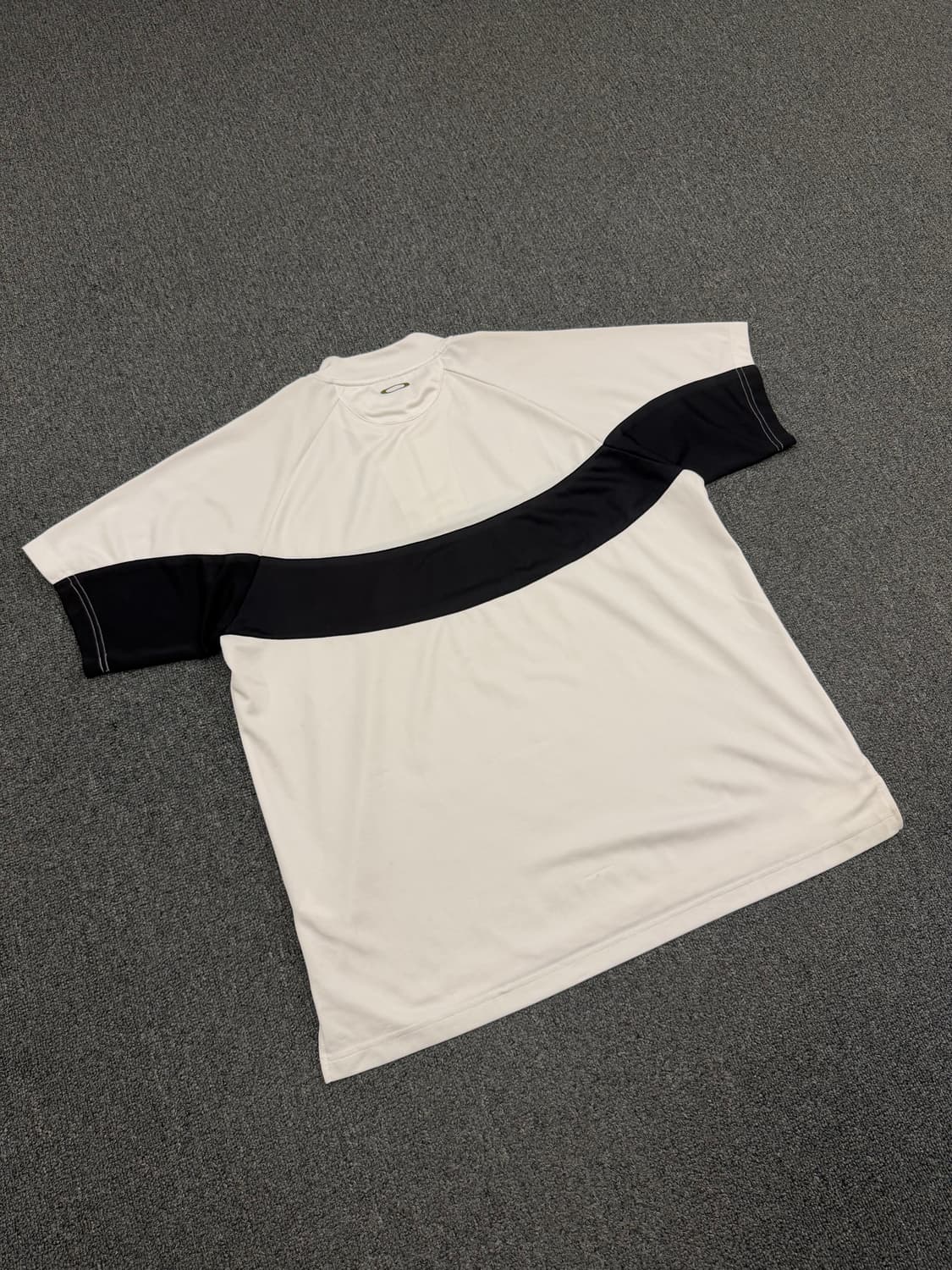 XL) 오클리 빈티지 하프 집업 반팔 셔츠 상품이미지3