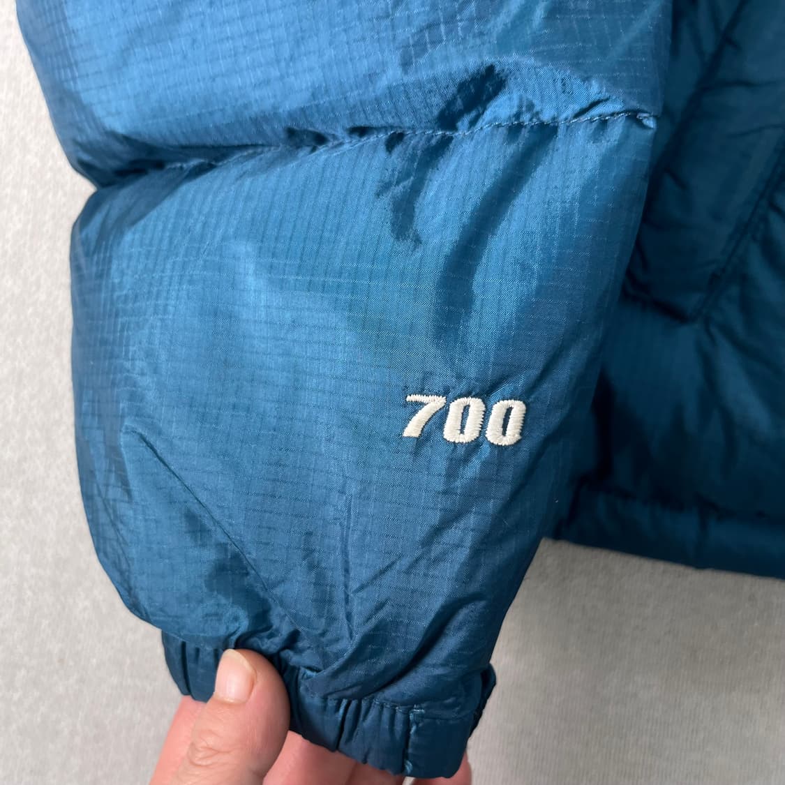 100 노스페이스 서밋시리즈 윈드스토퍼 700 드롭 블루 패딩 상품이미지6