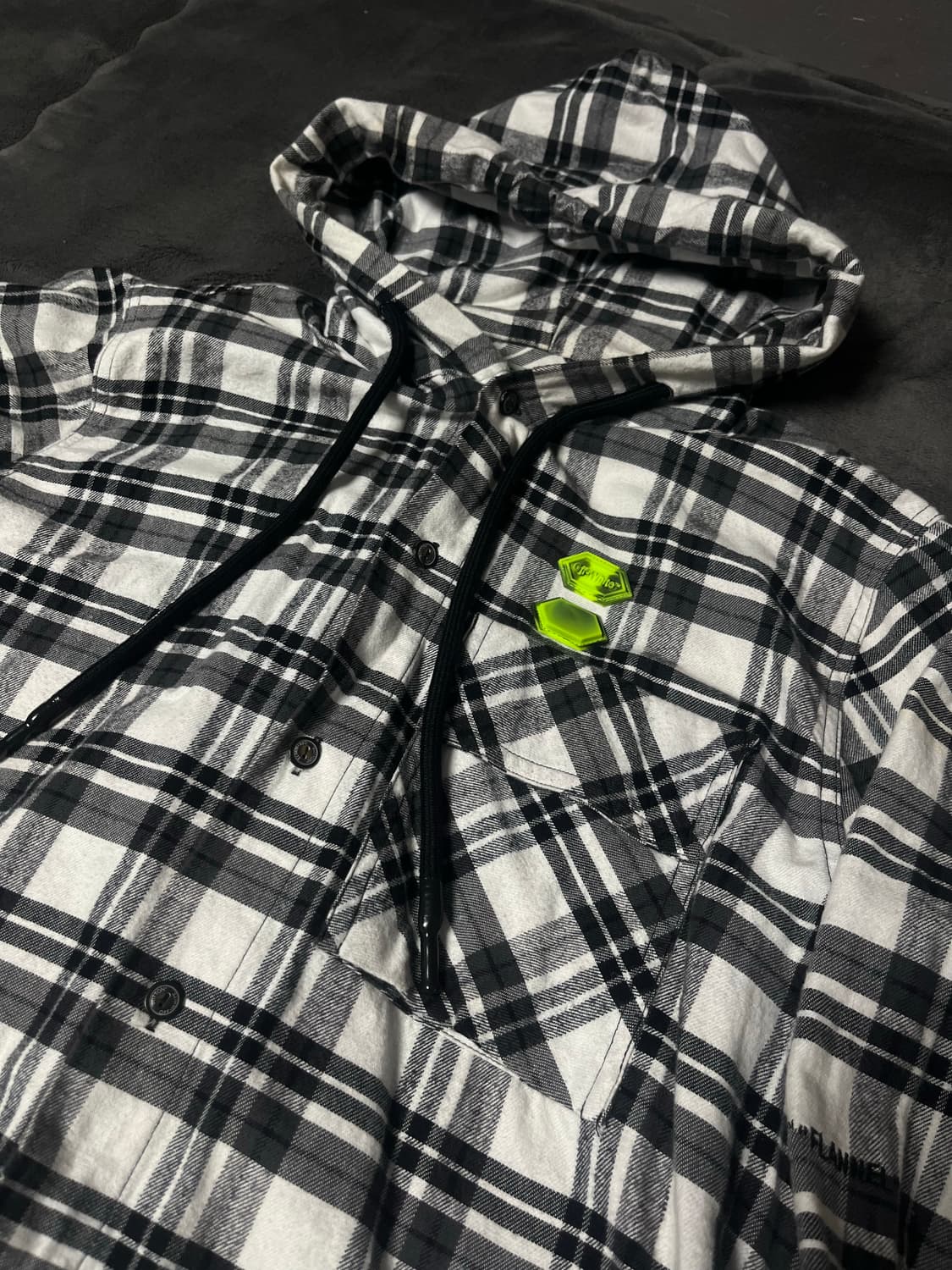 오프화이트 백에로우 플란넬체크후드셔츠 size S 상품이미지3