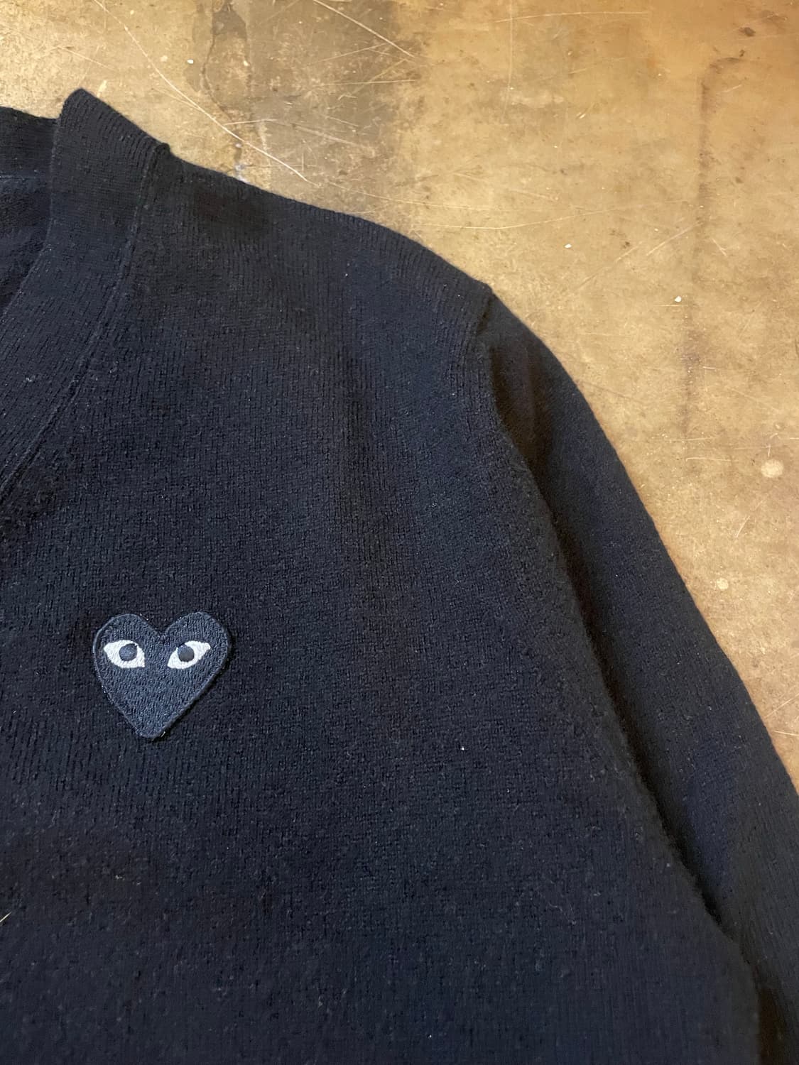 꼼데가르송 21SS 블랙 하트 가디건 상품이미지3