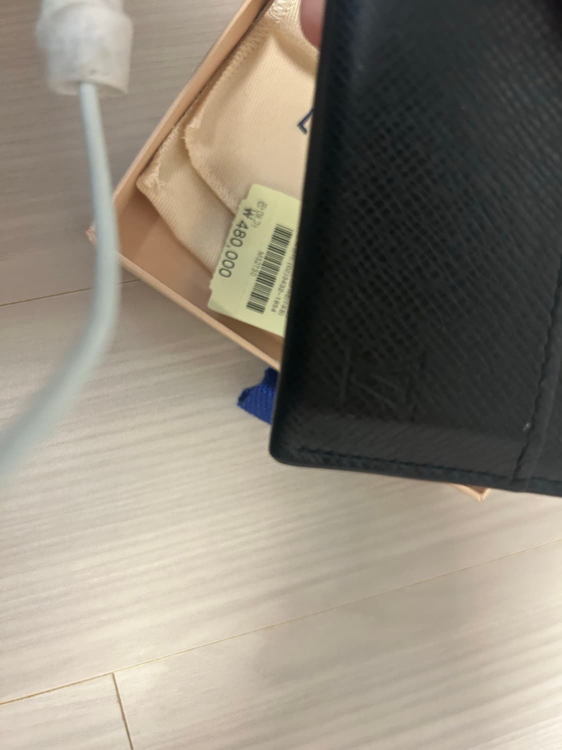 루이비통 블랙 타이가 레더 카드지갑 m32730 상품이미지2