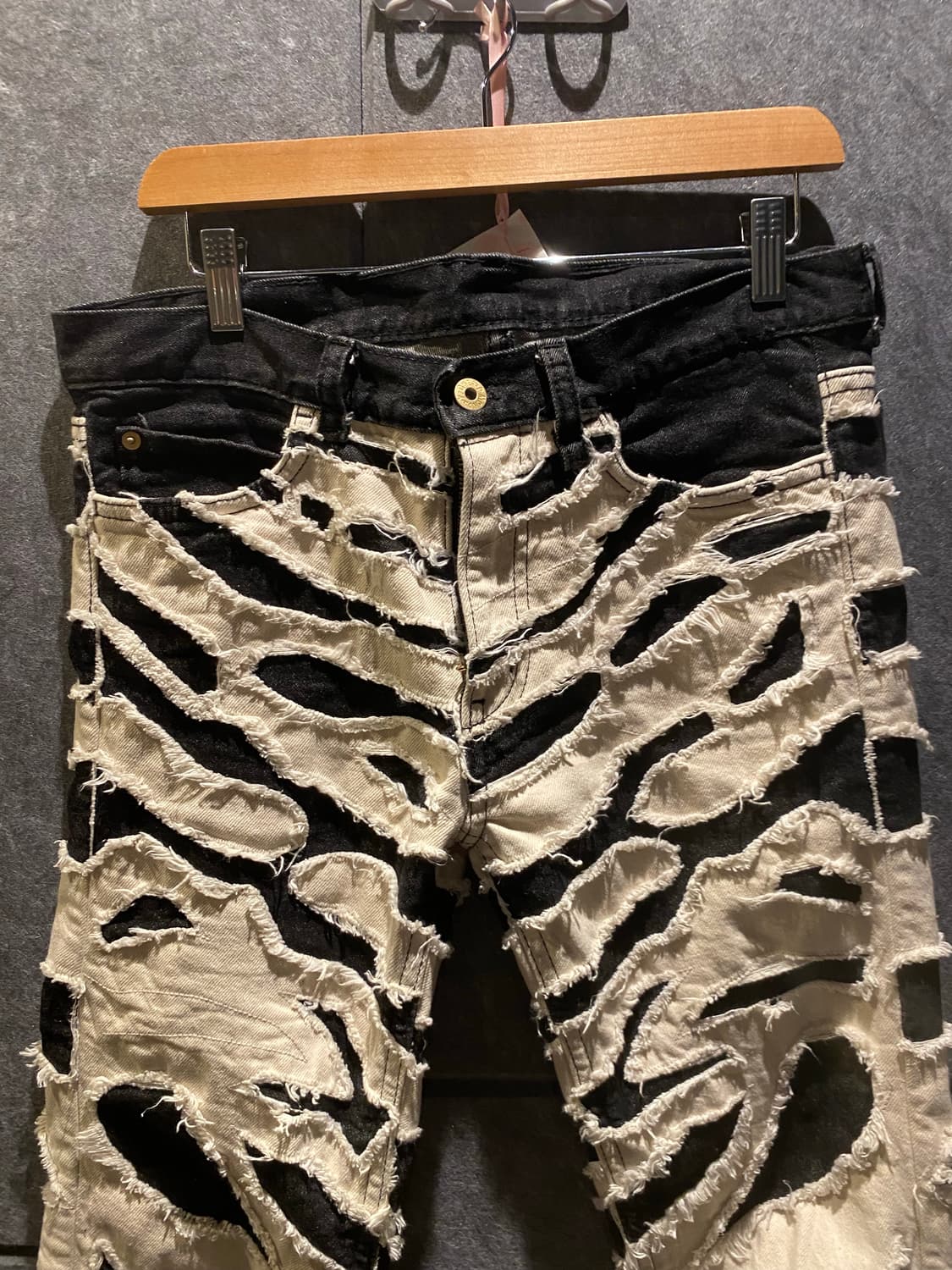 CheapMonday G dragon slimfit denim pants 상품이미지4
