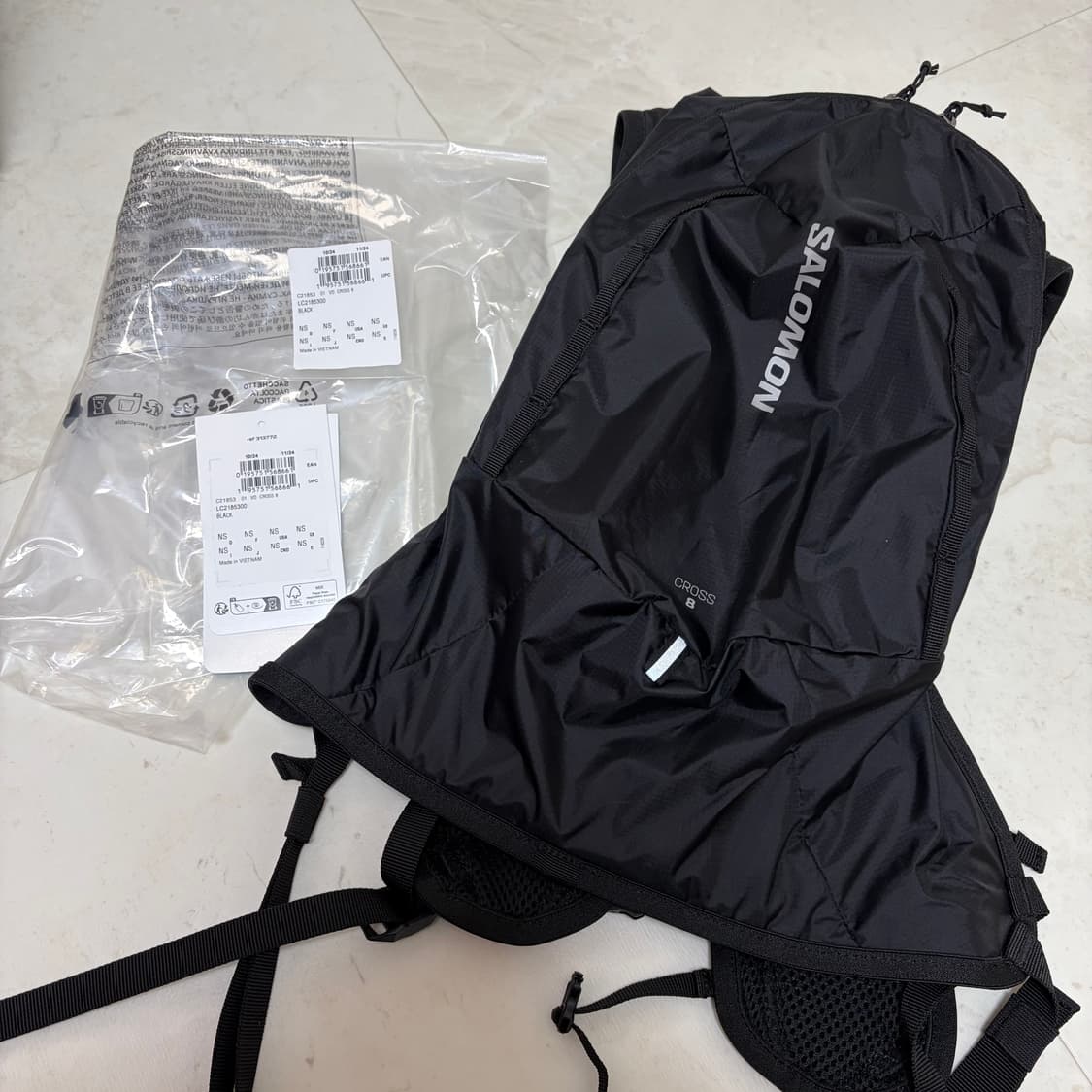 살로몬 백팩 CROSS8 상품이미지1