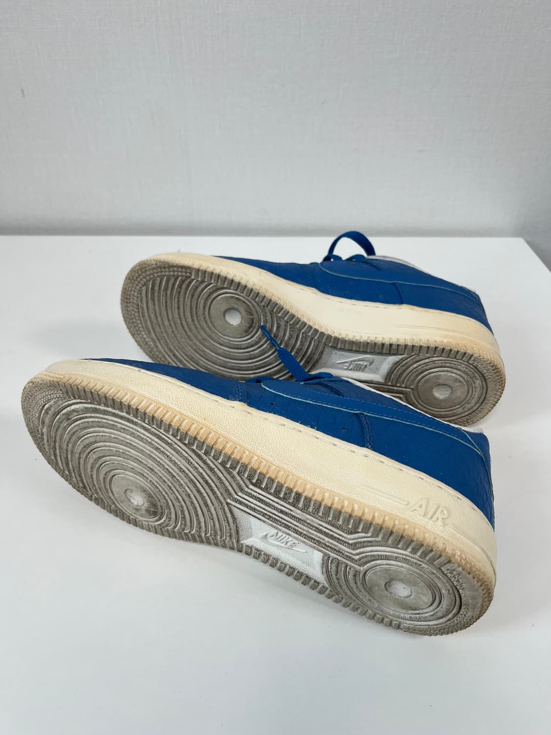 [245] 나이키 에어포스 1 ‘07 lv8 뱀피 상품이미지5