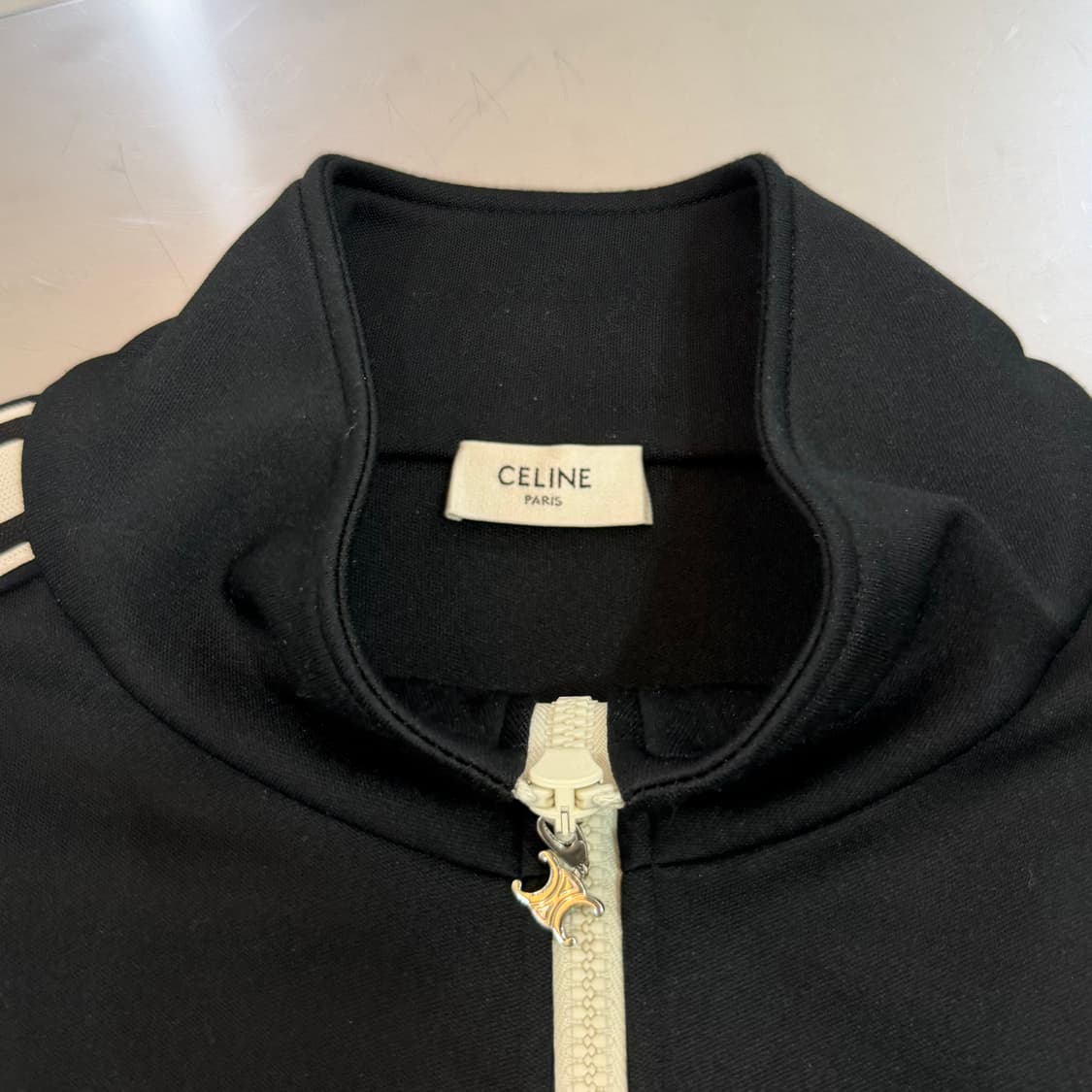 [리오브] 셀린느 로고 사이드 라인 트랙 저지 집업 상품이미지4