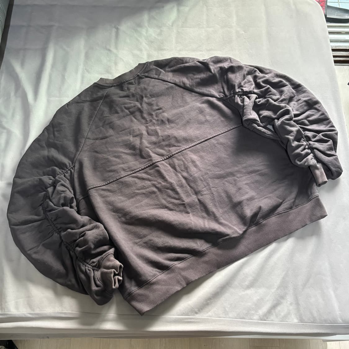 Hono Shirring Sweatshirt vintage gray 상품이미지4
