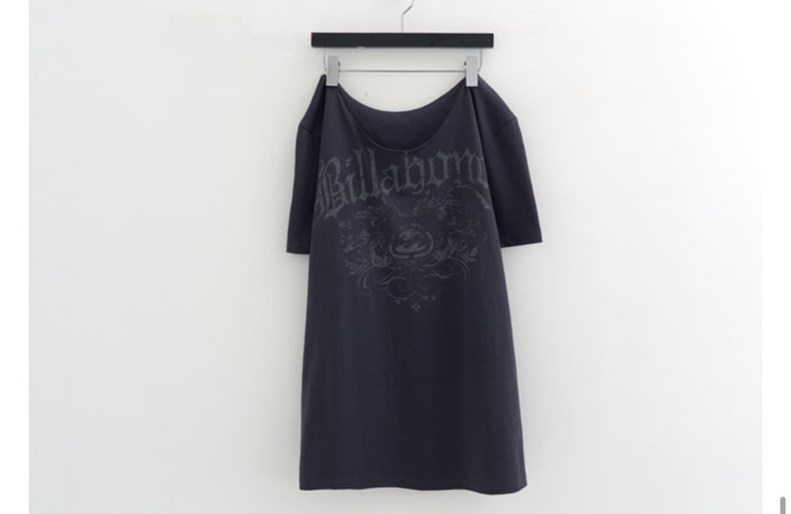(새상품)로웨어 원숄더 crack off shoulder tee 오프숄더 상품이미지4