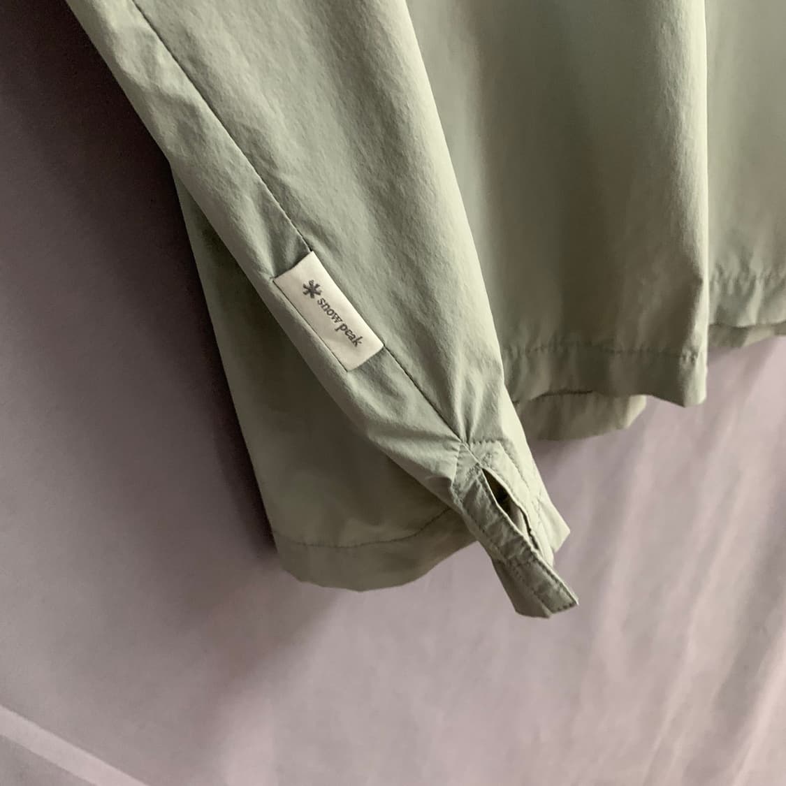 L 스노우피크 씬테크 로고 레터링 우븐 스판 반팔티 상품이미지6