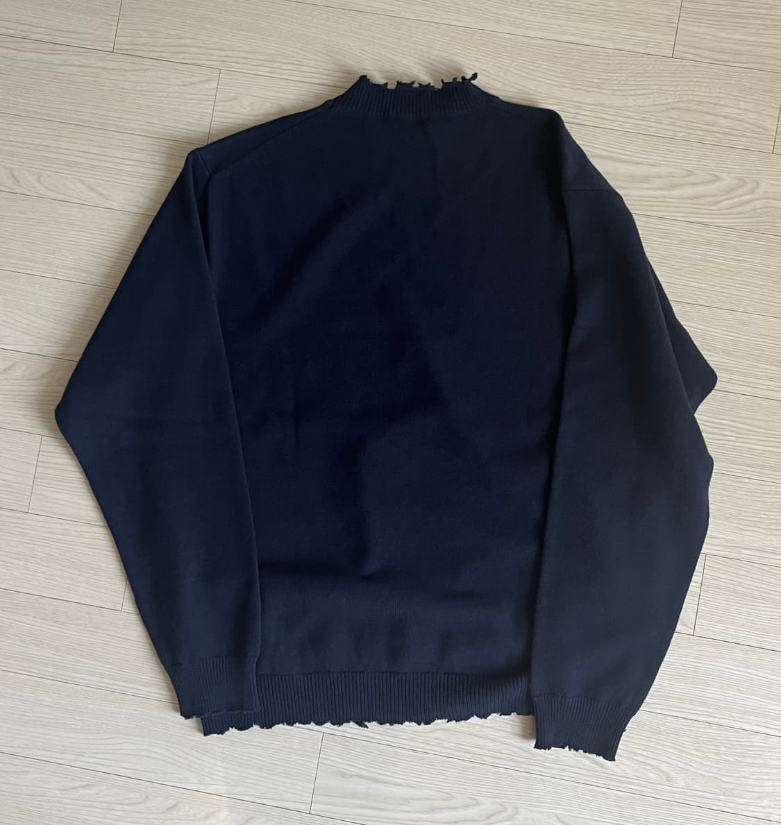 발렌시아가 디스트레스 엣지 울니트 S 상품이미지8