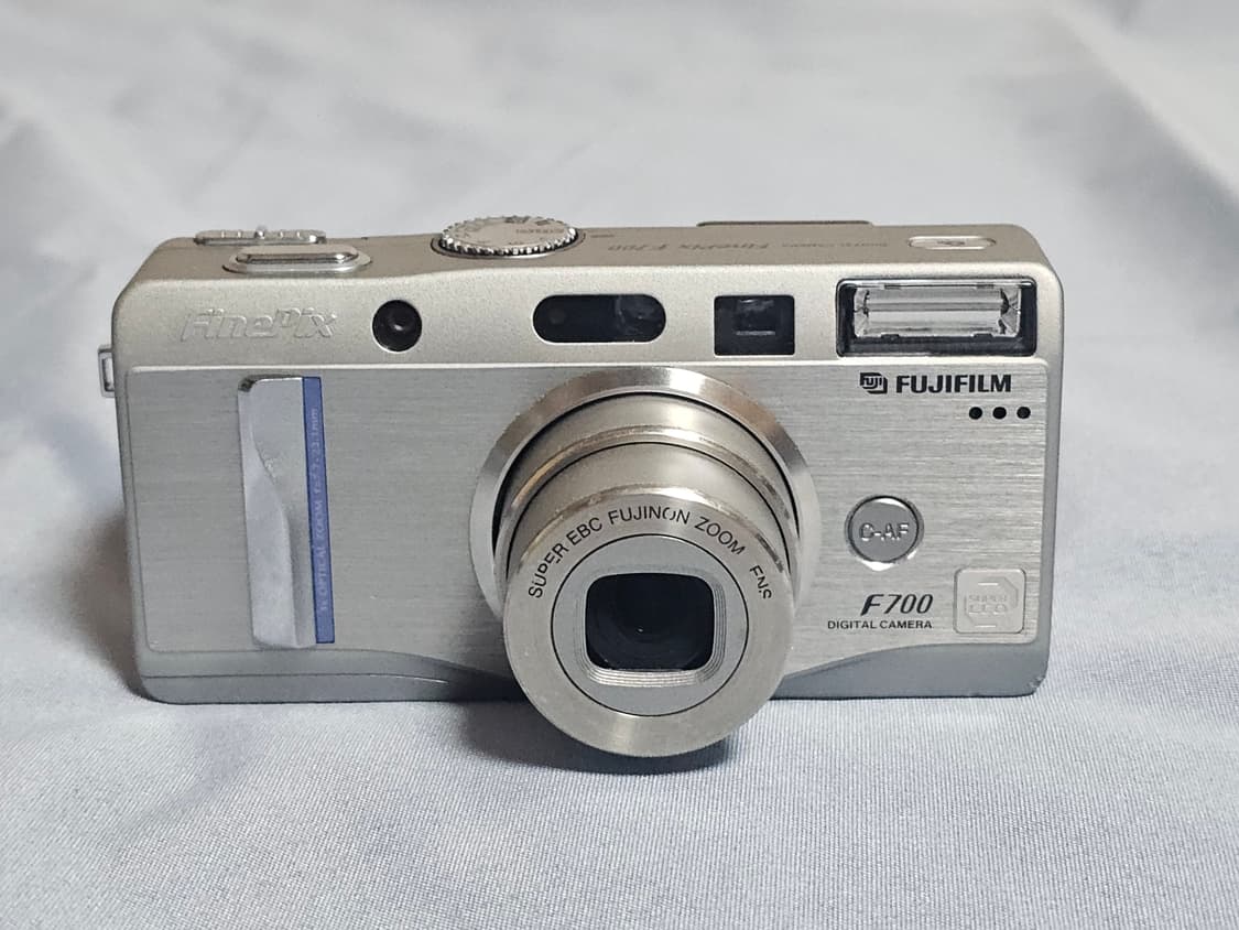 후지필름 파인픽스 F700 디지털카메라 상품이미지1